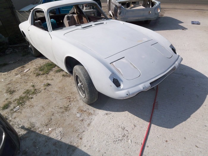 Lotus Elan Plus 2 shell in white primer